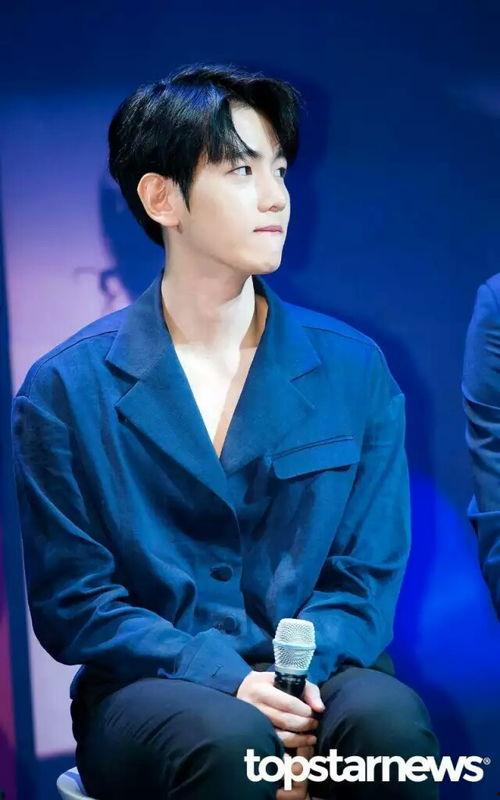 exo边伯贤生活照,镜头下的生活瞬间，展现偶像的温柔与魅力